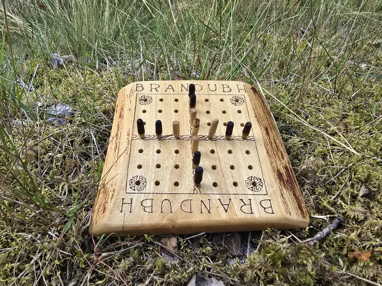 Brandubh av hyvlad björk med pyrografi - Bild 3